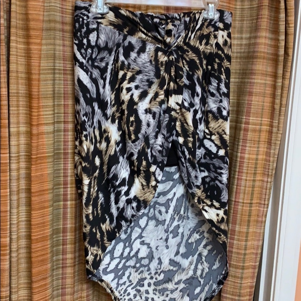Women’s high low skirt.